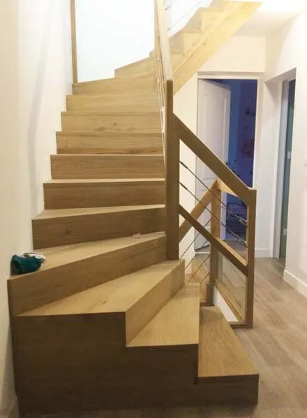 Escalier moderne – vignette de l'album
