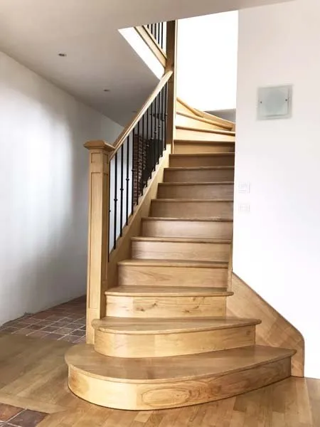 Escalier chêne retro moulure – vignette de l'album